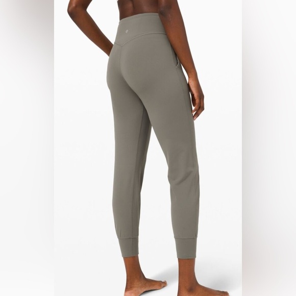 LULULEMON ALIGN HIGH RISE YOGA JOGGER SAGE SIZE 4 - Picture 4 of 9